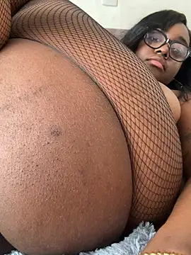 Czat XXX na żywo – EbonyRose__