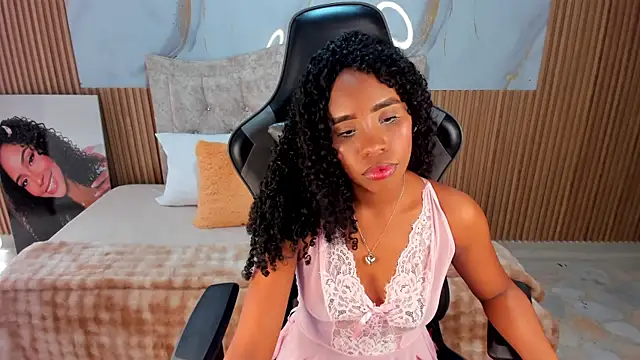 lia_16 Chat XXX in diretta