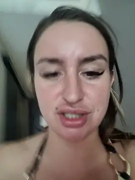 XXX chat uživo modela TwojaMary69