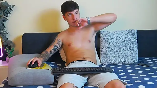 Chatroom XXX en direct de ThomasEdisonn