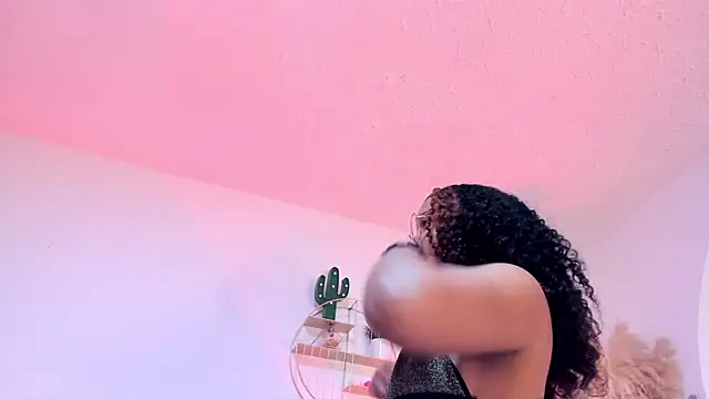IsabellaReinaa's Webcam Show