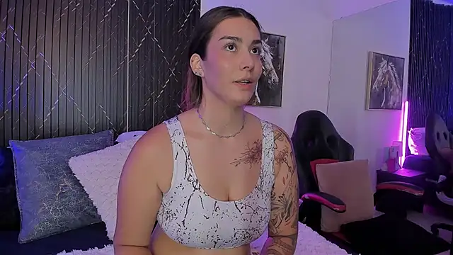 Bonnie_Rider Adlı Modelin Canlı XXX Sohbeti