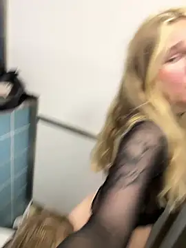 צ'אט XXX בשידור חי של SiaLater