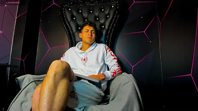 Chat XXX en directo de Axel_Romanov