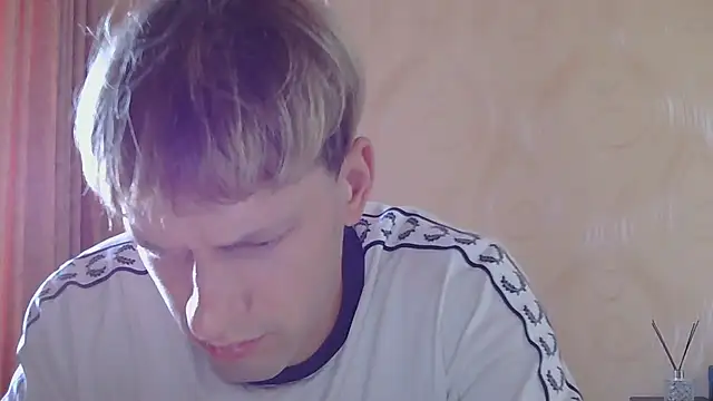 frama666 现场XXX聊天