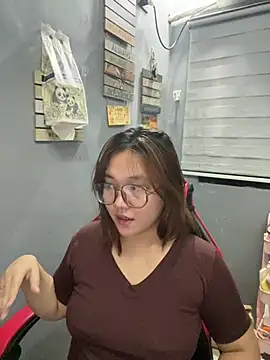 MissVeloura_XX Chat XXX in diretta