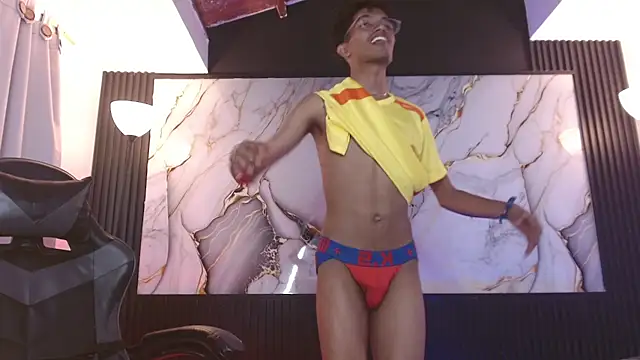 triiangel_latinboy 라이브 XXX 채팅
