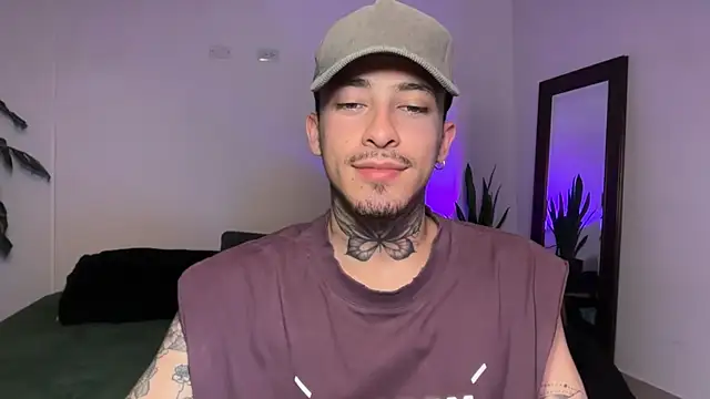Noah_and_Steven Live XXX-Chat