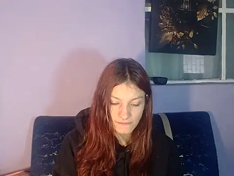 Chat +18 de Emma-Wilson ao vivo