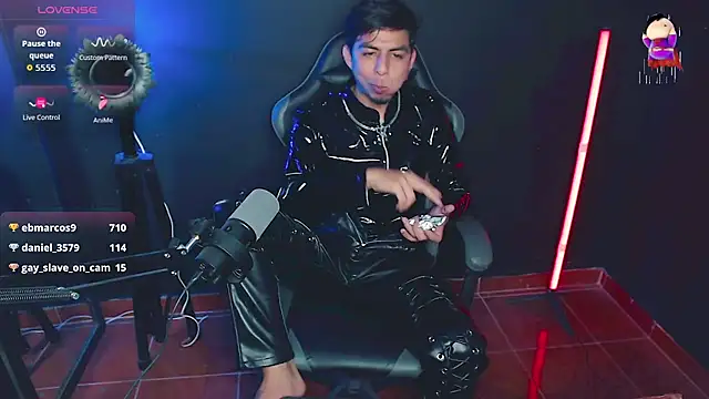 ALPHA_LATINO's Live XXX Chat