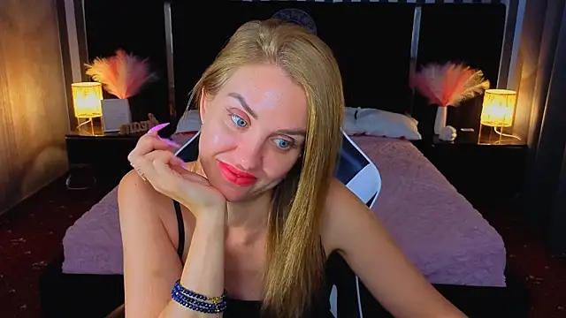 GabriEllla_4U's Live XXX Chat