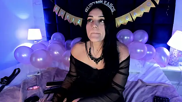 Chat +18 de Maddysex_ ao vivo