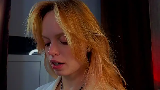 צ'אט XXX בשידור חי של sinteas