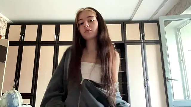 צ'אט XXX בשידור חי של dawnmistX