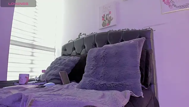 Amaranthaa1 Adlı Modelin Canlı XXX Sohbeti