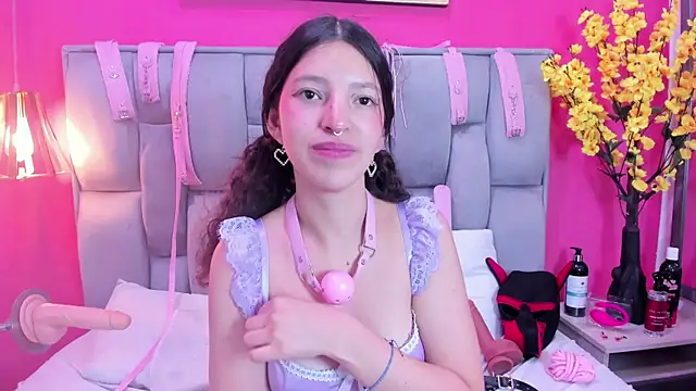 Chat XXX en directo de Namii__