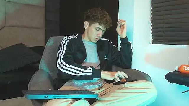 Tyler_Mcrey – webcam-show