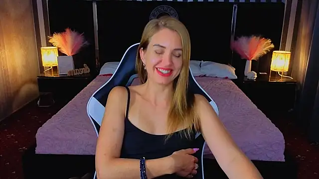 GabriEllla_4U's Live XXX Chat