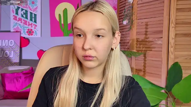 MaoqiBeverly Chat XXX in diretta