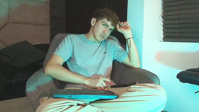 Chat XXX ao vivo de Tyler_Mcrey
