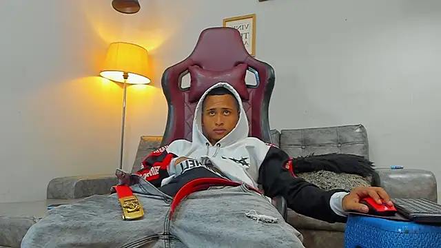 supreme_badboy2 – Naživo XXX chat