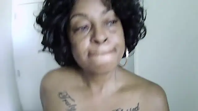 MSweetLindaParks' Live XXX Chat