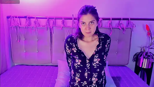 Онлайн чат XXX julianaaldanaa