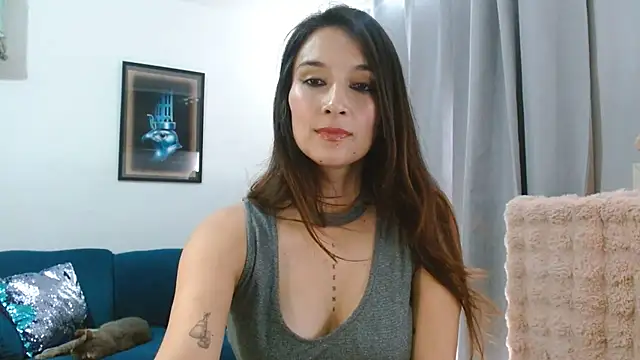 Almaglow_ XXX чат на живо