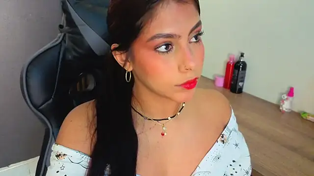 Chat +18 de SiennaMoore ao vivo