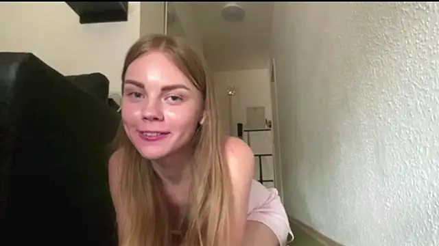 SunnyStrike Live XXX-chat