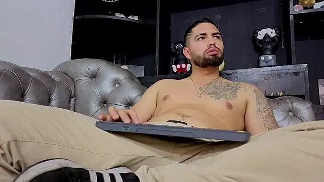 matteosantos Live XXX-Chat