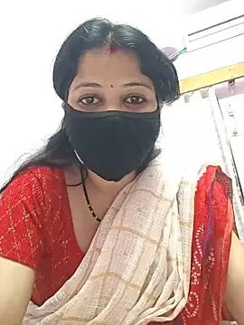 Priyaji7575 即時 XXX 聊天