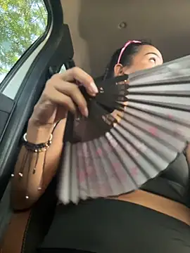Melissa_Rendon élő XXX-chatje