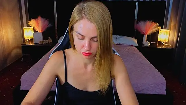 GabriEllla_4U's Live XXX Chat