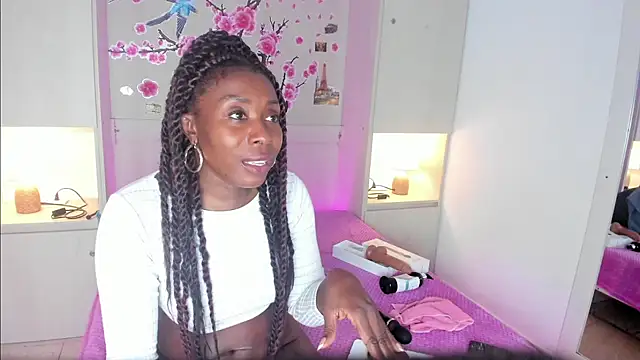 TaylorBloom's Live XXX Chat