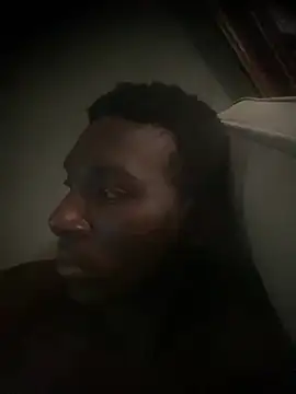 verydarkboy's Live XXX Chat