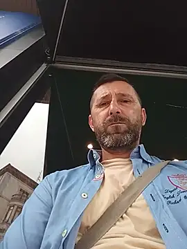 BZH45 Chat XXX live