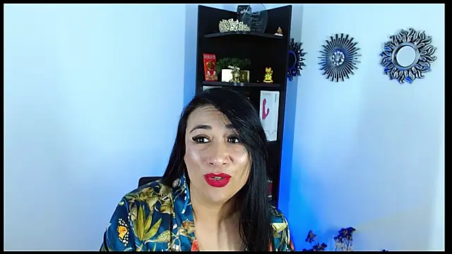 karimelee_ Adlı Modelin Canlı XXX Sohbeti
