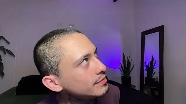 Noah_and_Steven Chat XXX in diretta