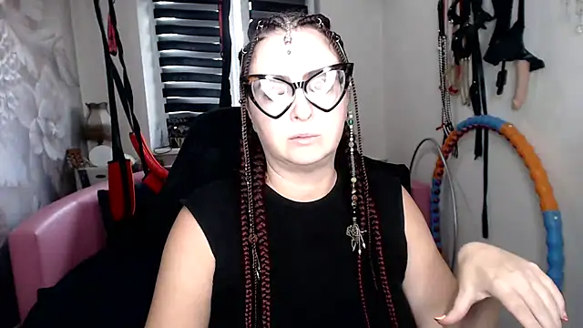 XXX chat uživo modela MISSgoddessMARIA