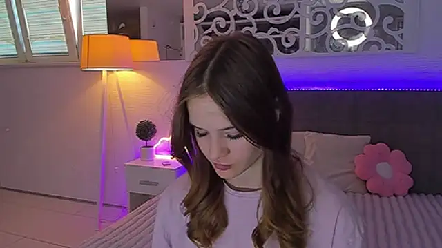 LuisaClover Live XXX-chat