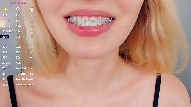 Barbiebloom élő XXX-chatje