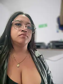 Mia_Risky-1 – webcam-show