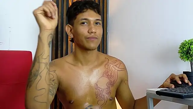 _Benjamin11 – Naživo XXX chat