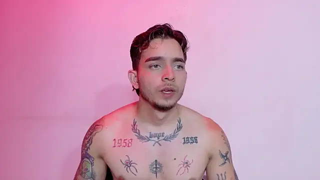 Chat +18 de AliceandMax ao vivo