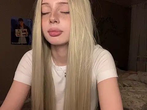 Chatroom XXX en direct de LovelyRachel__