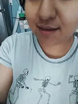 EmpaticBolillo Adlı Modelin Canlı XXX Sohbeti