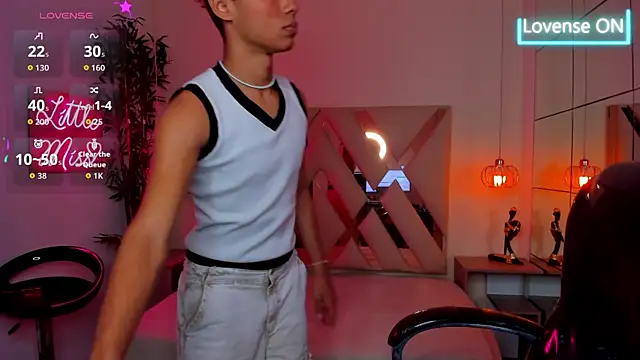 Anyelo_Twink Obrolan Langsung XXX