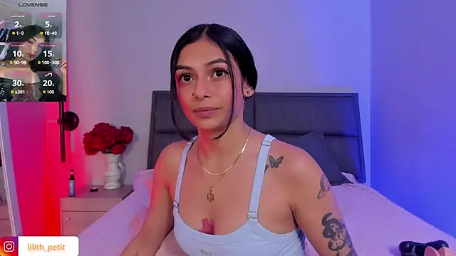 lilith_petit_'s Live XXX Chat