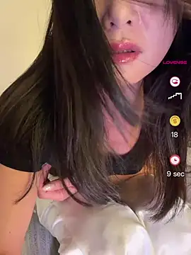 Bella_168's Live XXX Chat